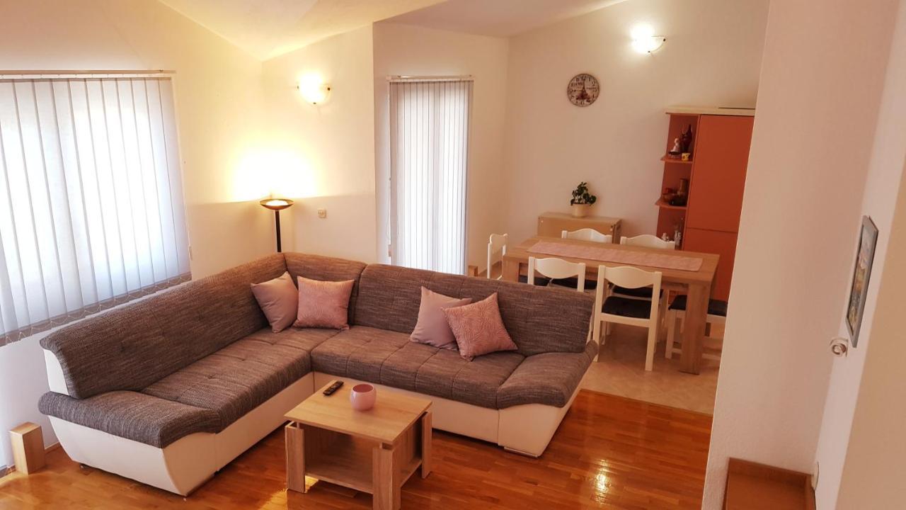 Apartments Edita Makarska Eksteriør bilde