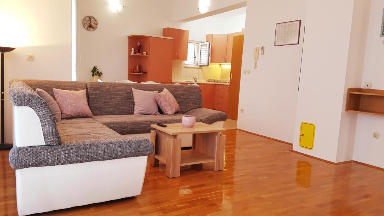 Apartments Edita Makarska Eksteriør bilde