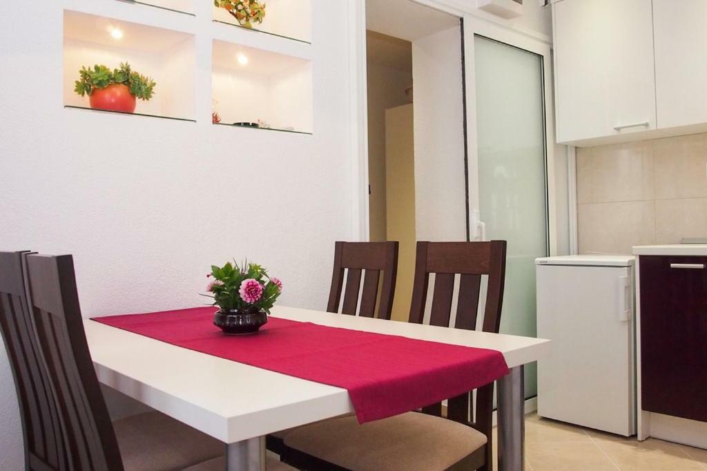 Apartments Edita Makarska Eksteriør bilde