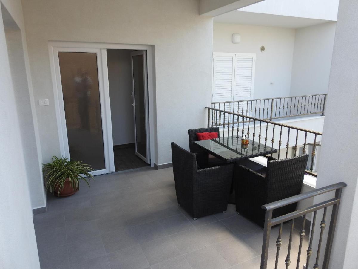 Apartments Edita Makarska Eksteriør bilde